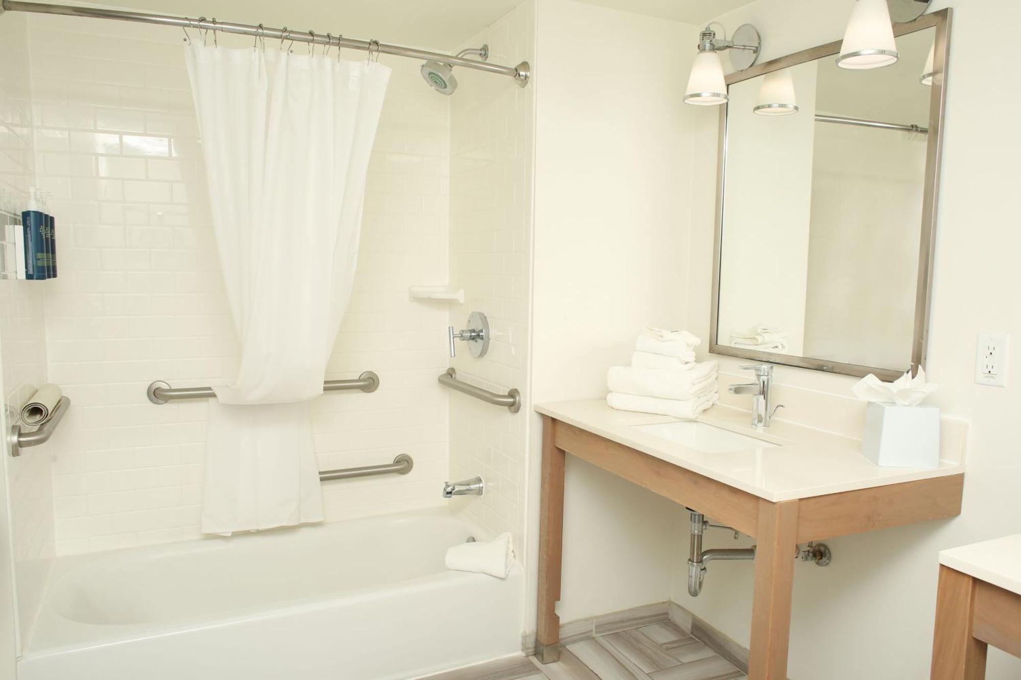 Four Points By Sheraton Midland Esterno foto